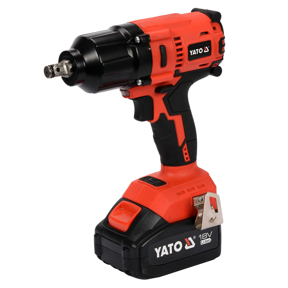 Llave Imacto 700 nm YT-82806